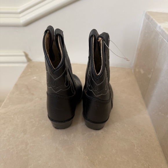 Black Western Cowboy Boots - Picture 3 of 4